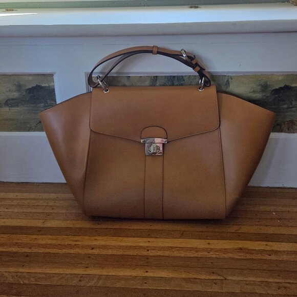 Alberta Di Canio Handbags - Alberta Di Canio leather Satchel/Tote in lovely Camel color with Silver Hardware
